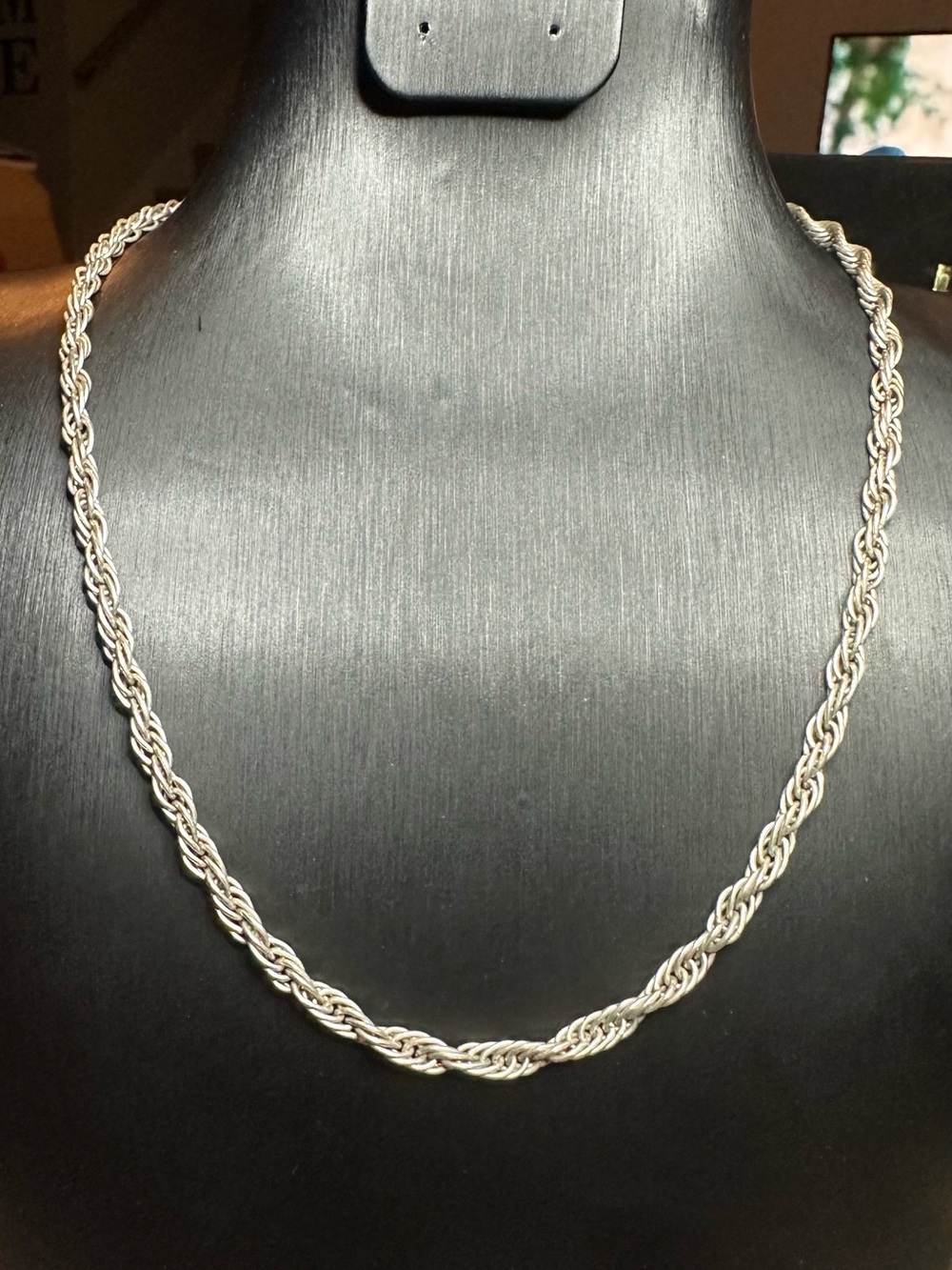Elegant Silver Rope Chain Necklace - Timeless Shine